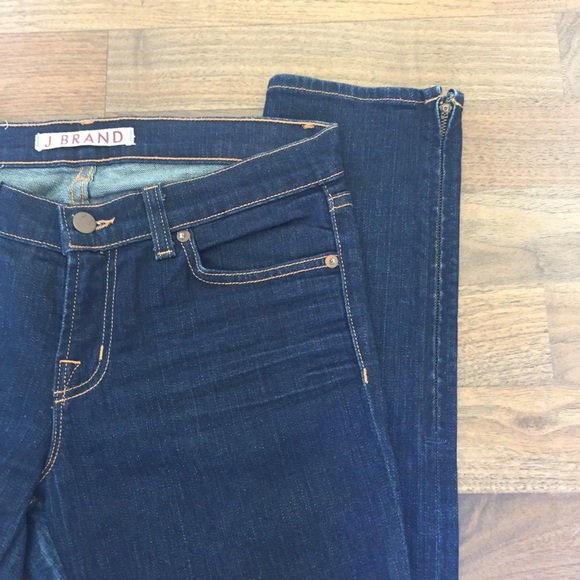 J Brand  The Deal 9612 Ink Zipper Ankle Dark Denim - Picture 3 of 6